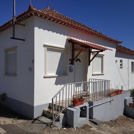 Casa 4 Estacoes Villa Batalha Buitenkant foto